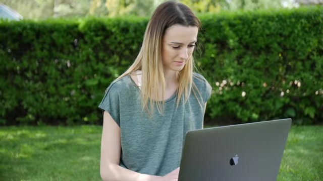 Revolutionizing Coding with AI: Top Tools for Developers in 2025