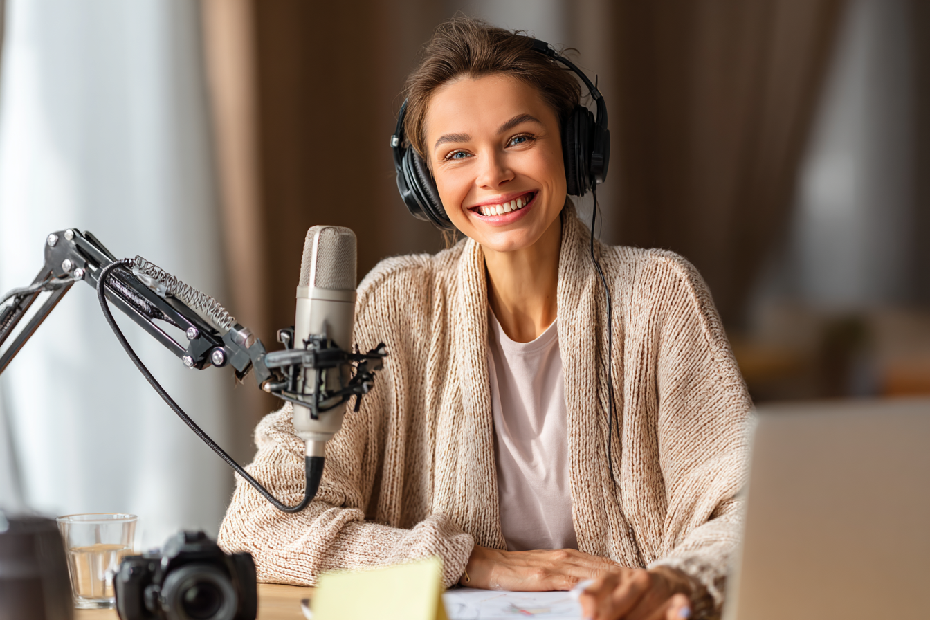 Criador de conteúdo gerando música livre de royalties com Gerador de Músicas com IA