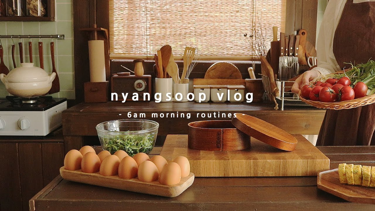 Aesthetic Vlog Cover
